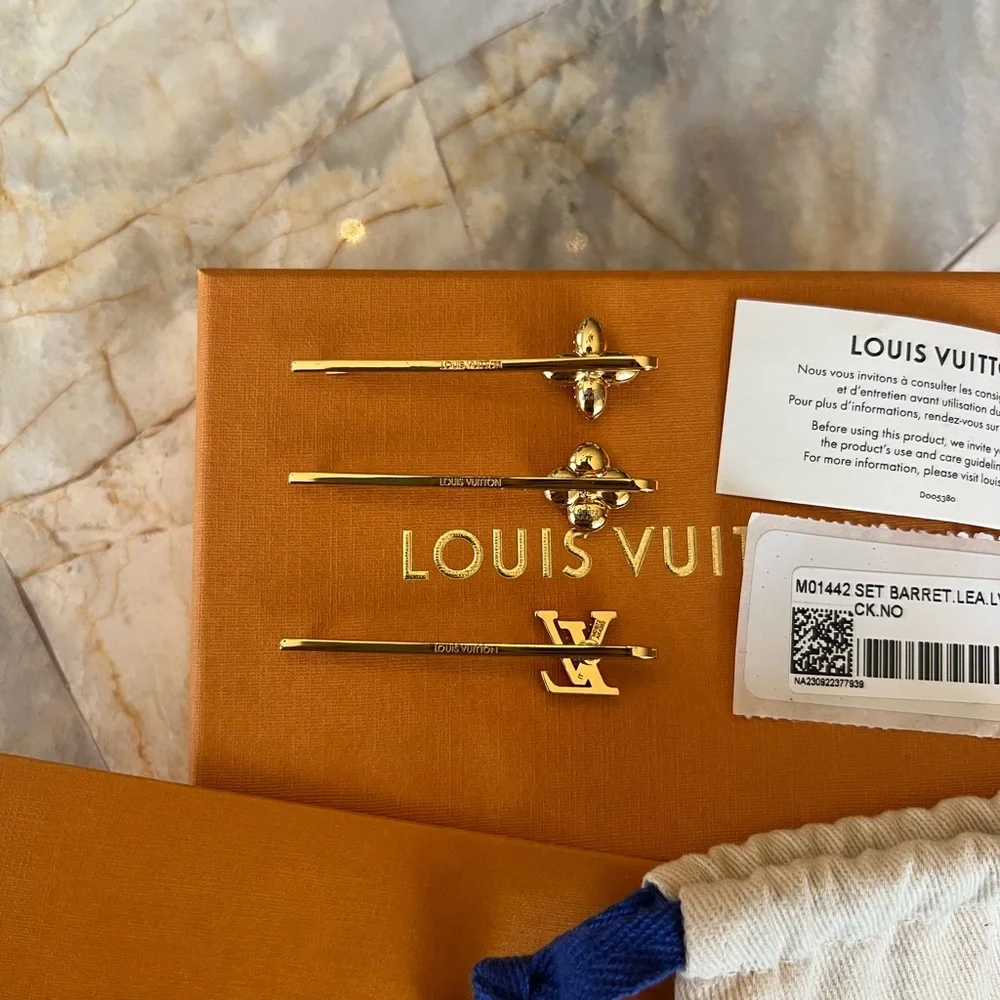 Authentic Louis Vuitton Gold Crystal Monogram Hair Barrette Set - Picture 4 of 4